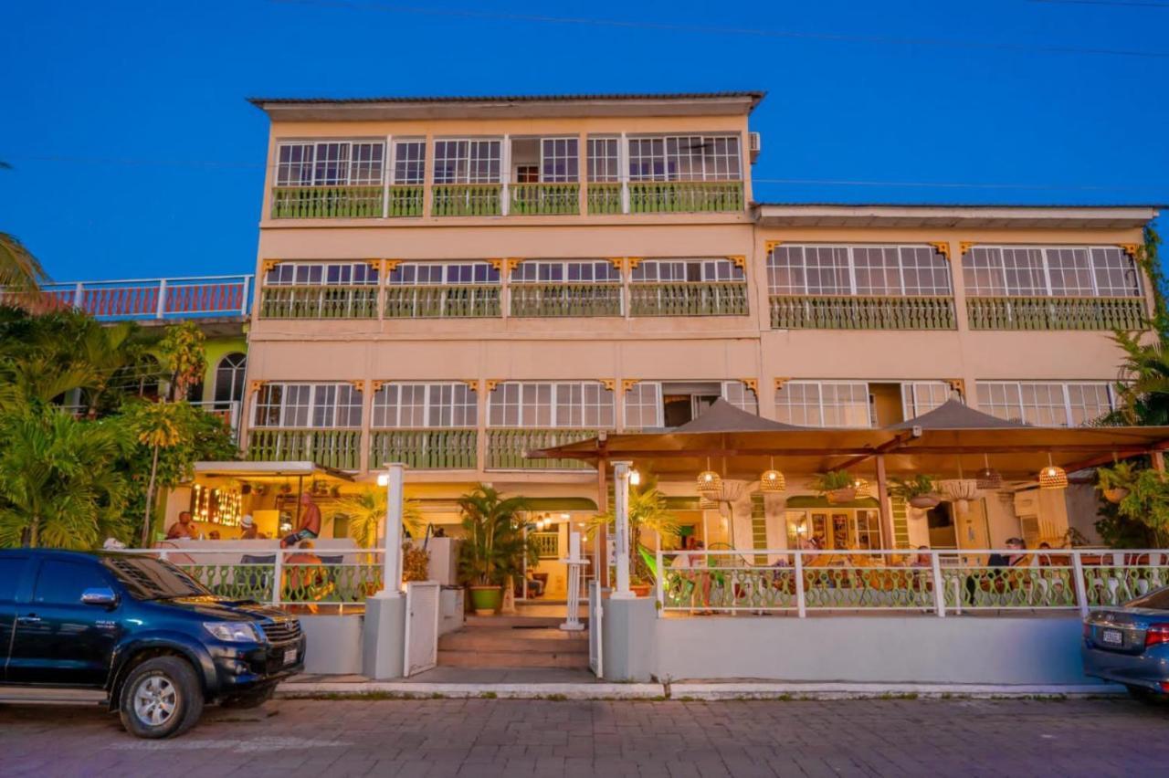 Hotel Peten Express Flores Dış mekan fotoğraf