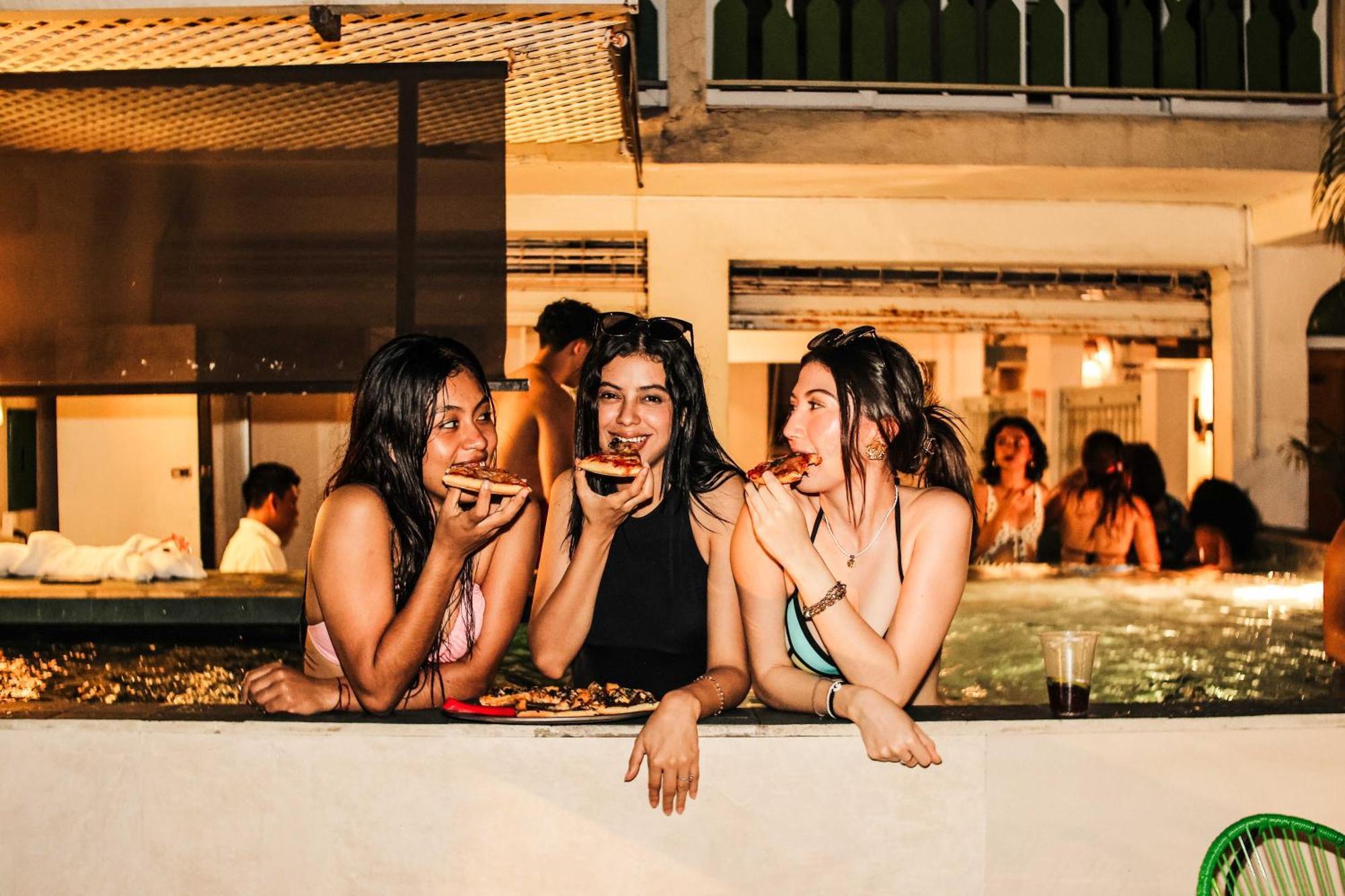Hotel Peten Express Flores Dış mekan fotoğraf